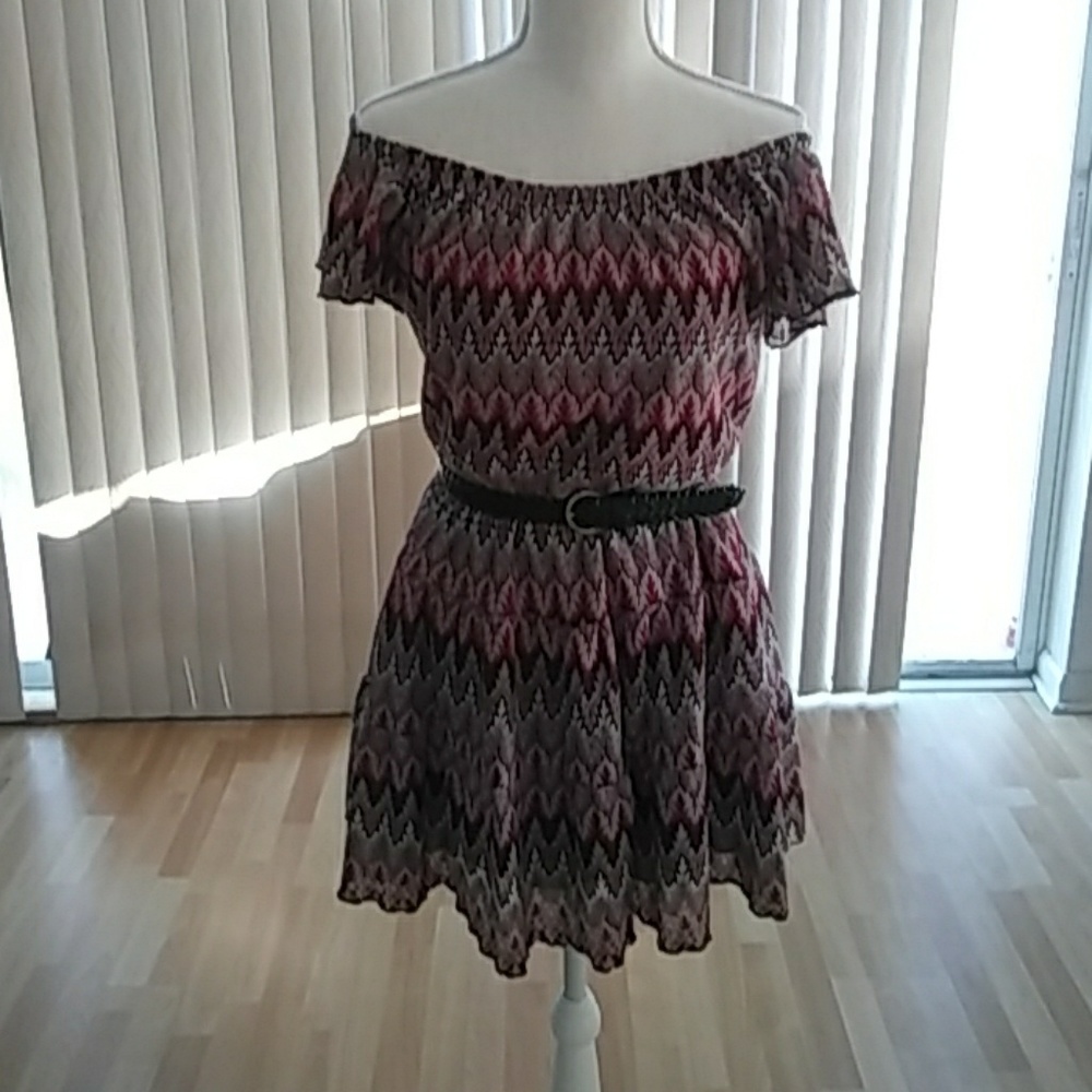 Dress with belt